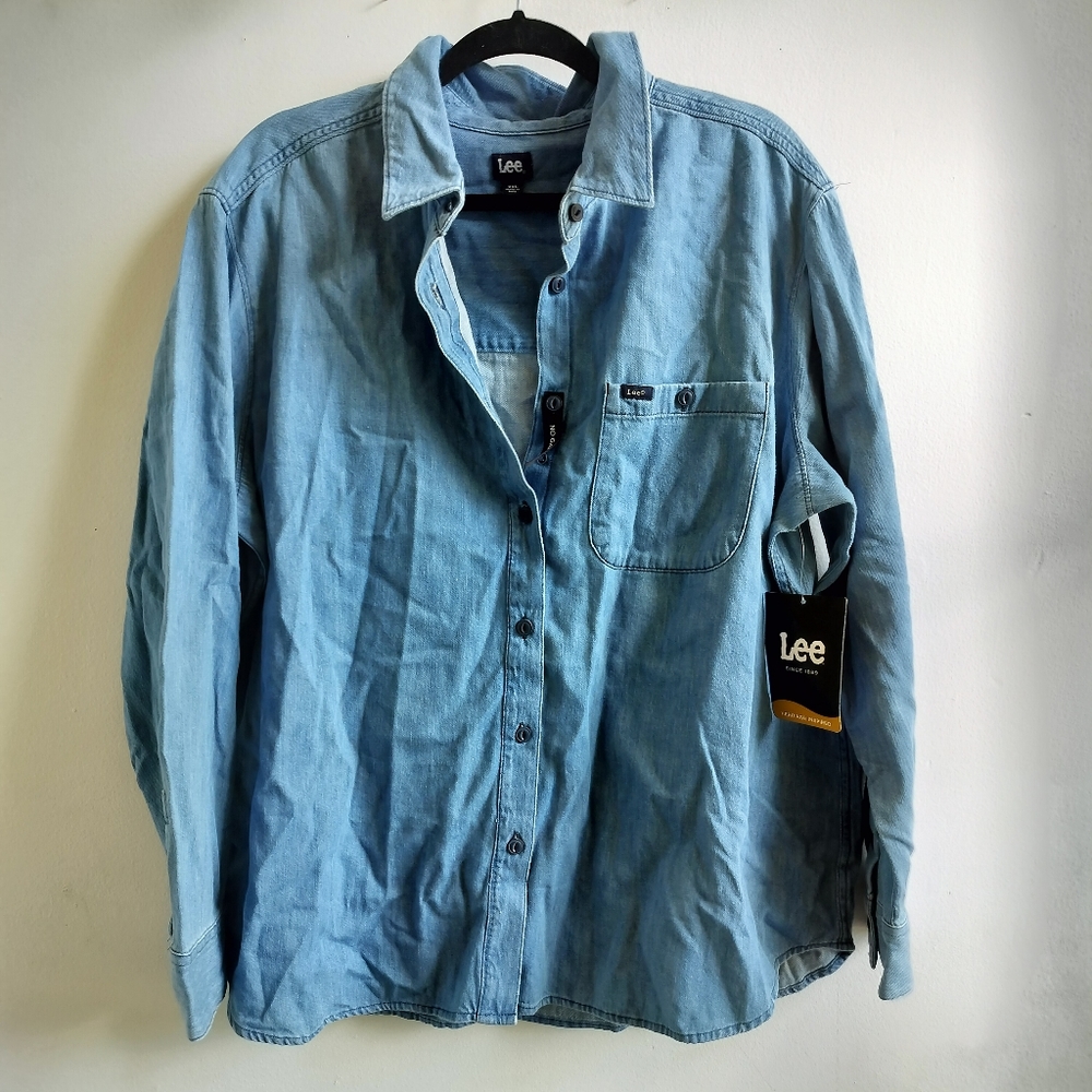 NWT Lee Denim Chambray Button Up Long Sleeve Shirt